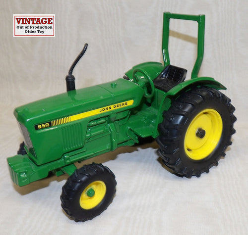 #15163 1/16 John Deere 950 Compact Utility MFWD Tractor - No Box, AS IS