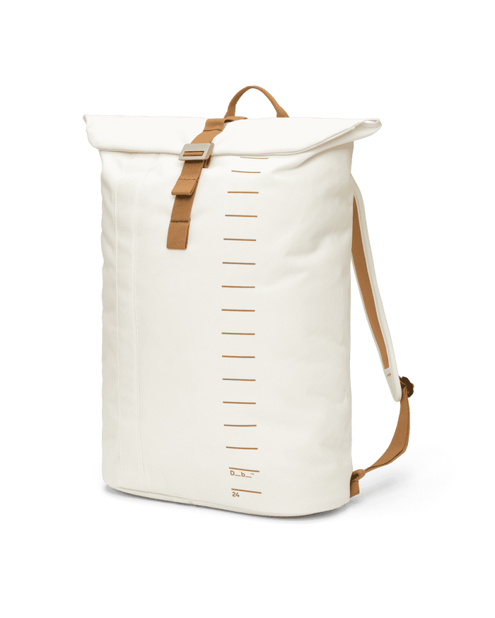 Essential Backpack 24L Oatmilk
